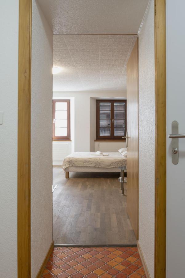 Hotel Du Cheval-Blanc La Chaux De Fonds Zewnętrze zdjęcie